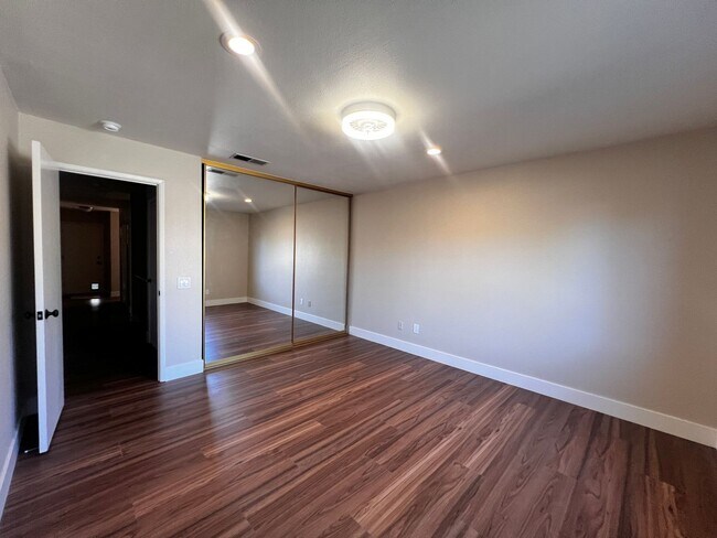 Building Photo - Recently Remodeled 3-Bedroom, 2-Bath Home ...