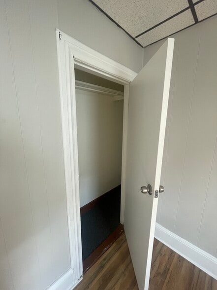 Bedroom #2 Closet - 44 Pine St