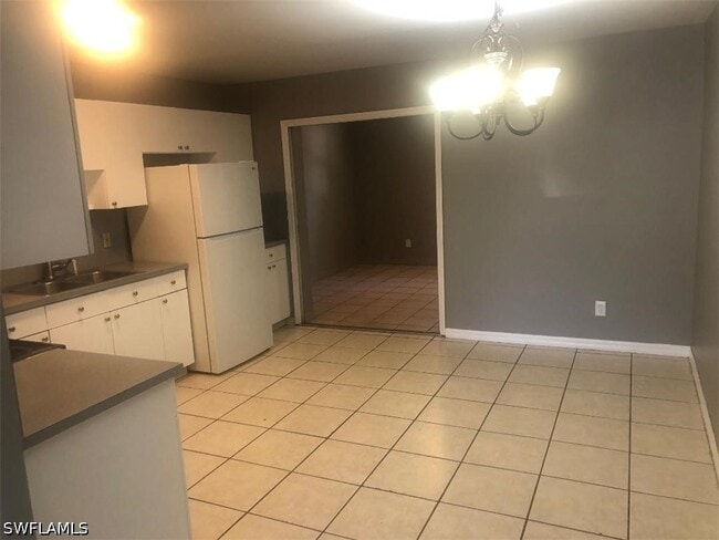 Building Photo - 2620 Storter Ave