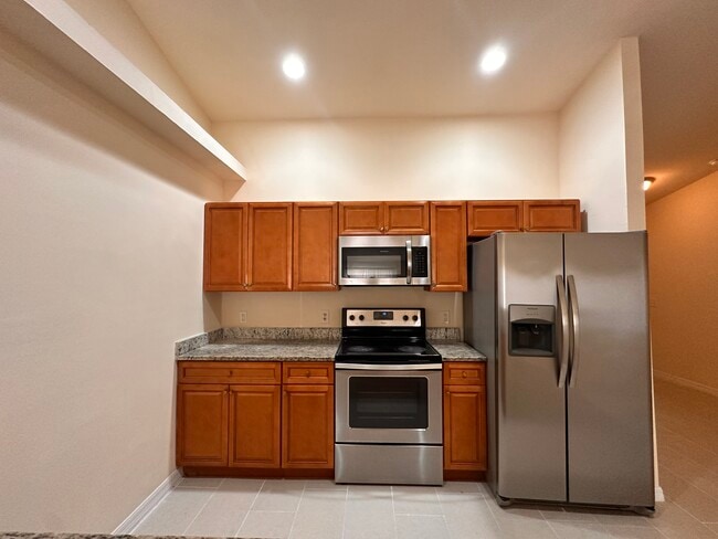 Building Photo - 1134 SE 9th Ct