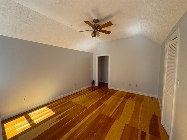 Building Photo - 8 Elmwood St