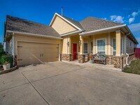 Building Photo - 9744 Water Tree Dr