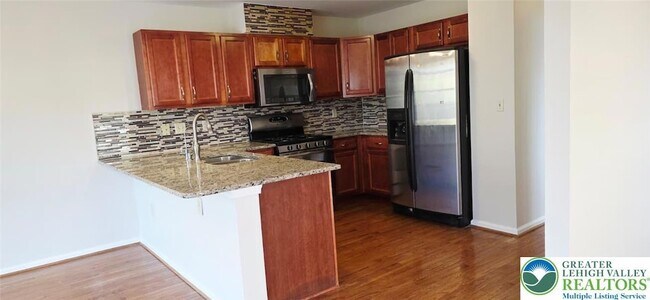 Building Photo - 3791 Knight Dr