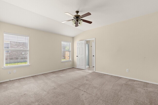 Building Photo - 6533 Crystal Ct