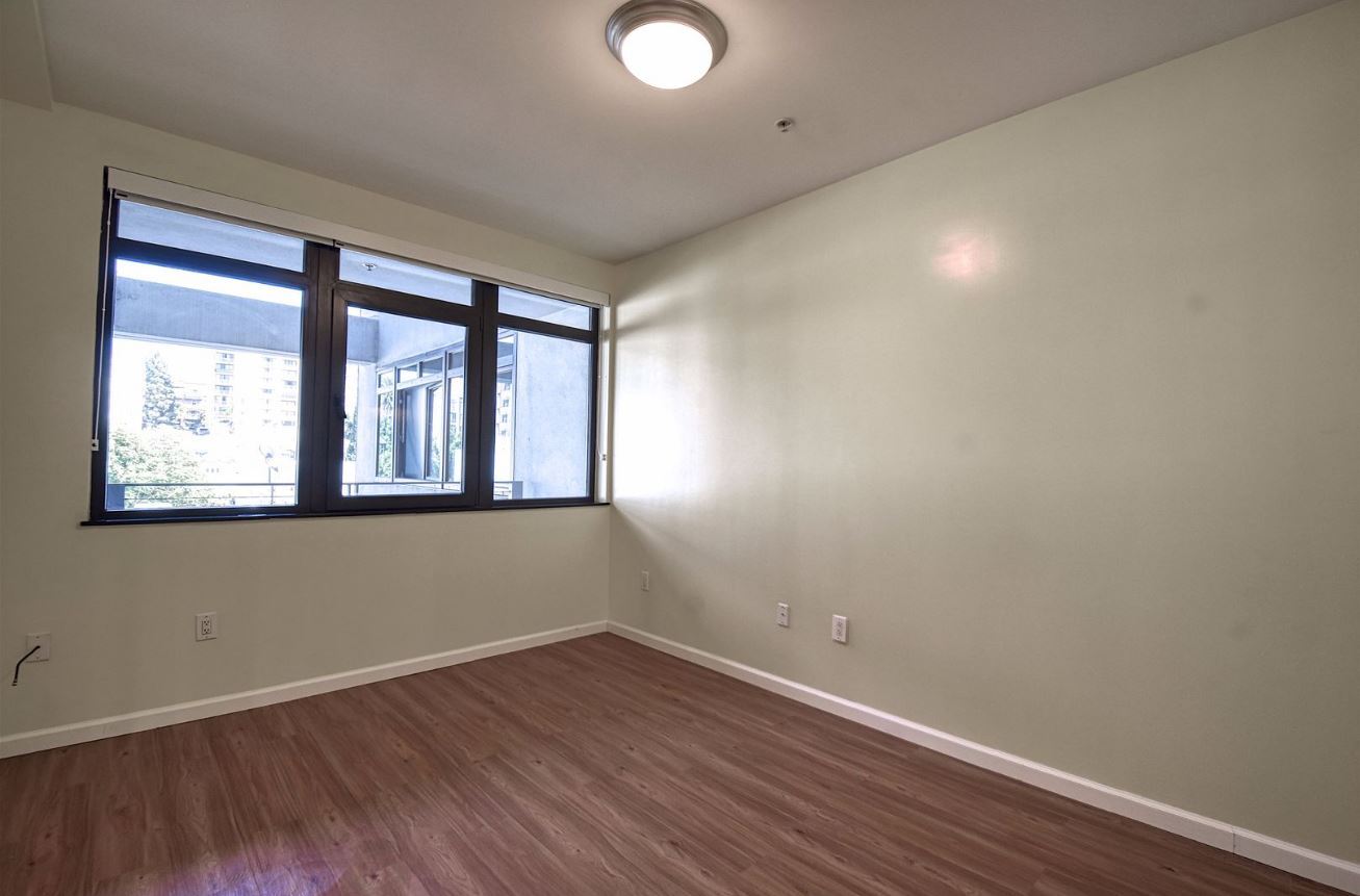 Building Photo - 1551 4th Ave