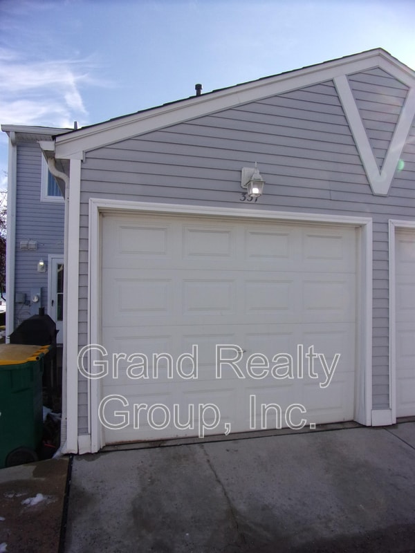 Building Photo - 337 Meadow Green Ln