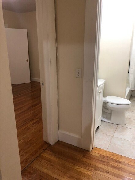 Primary Photo - 27 Forest St