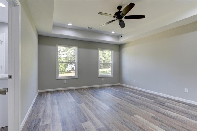 Building Photo - 205 Elysian Hills Dr