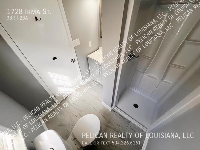 Building Photo - 1728 Irma St