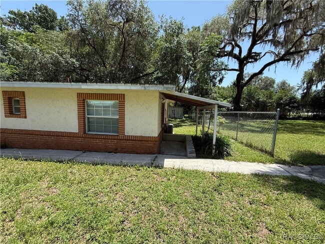 Building Photo - 3550 Viaduct Ln