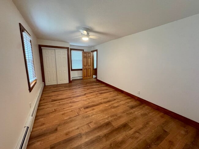 Building Photo - 16 Winona Ave