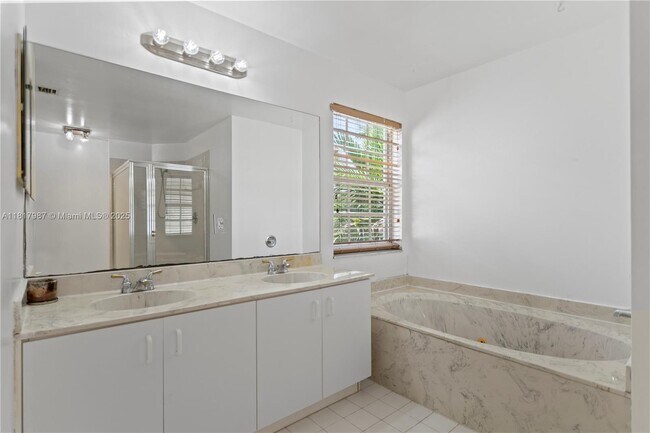 Building Photo - 15076 SW 51st St