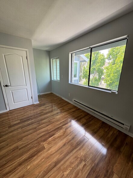 Building Photo - 41 Grandview Street