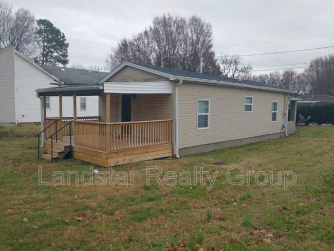 Building Photo - 2801 Fleming Ave