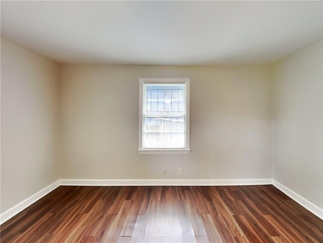 Building Photo - 111 Leathers Cir NW