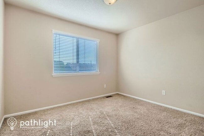 Building Photo - 1218 103rd Ave