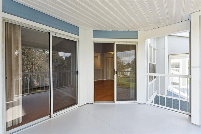 Building Photo - 711 Sugar Bay Way