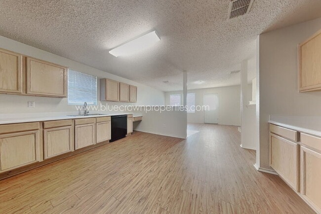 Building Photo - 12109 Wolfson St