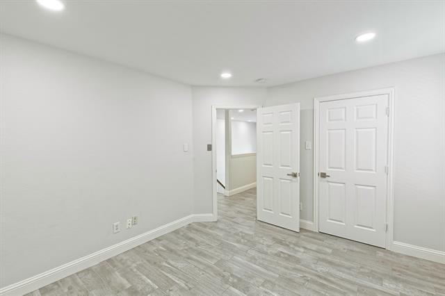 Building Photo - 9900 Presthope Dr