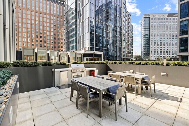 Building Photo - 133 Seaport Blvd