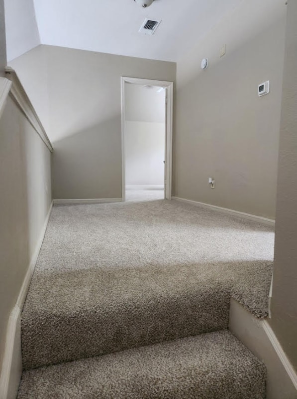 Building Photo - 305 Forest Dr