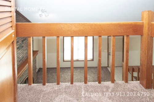 Building Photo - 735 S Avalon Cir