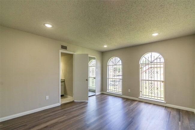 Building Photo - 7921 Cook Rd