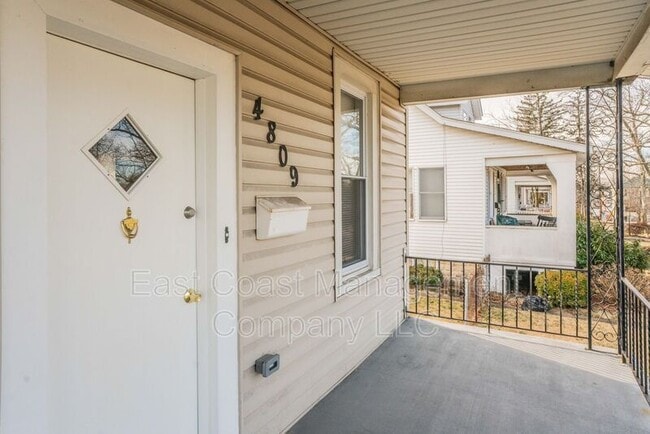 Building Photo - 4809 Arabia Ave