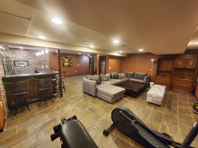 Building Photo - Beautiful, large home with finished baseme...