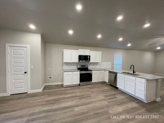 Building Photo - 3020 140th St