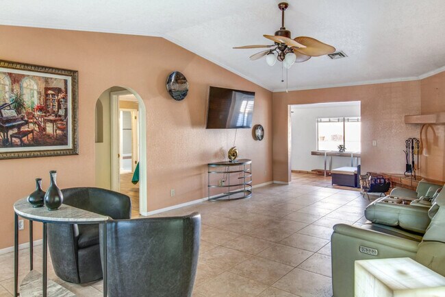 Building Photo - 212 Coral Dr