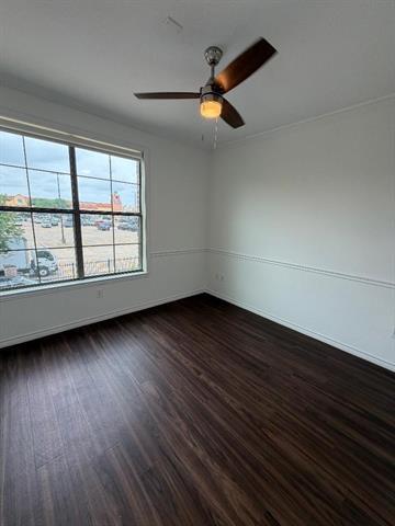 Building Photo - 2014 Azure Pointe