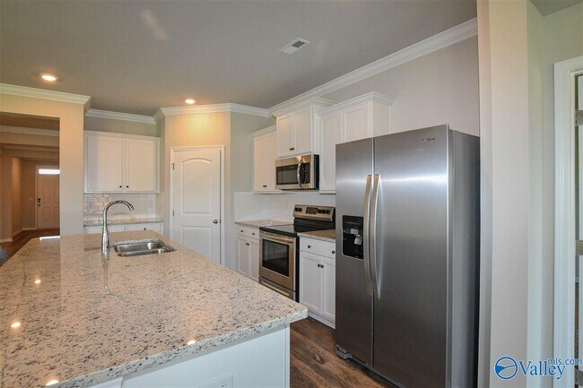 Building Photo - 110 Delilah Ln