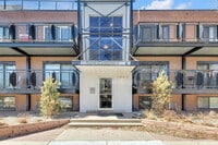 Building Photo - 1045 N Clarkson St