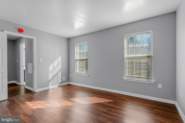 Building Photo - 9503 Fletcher Ave