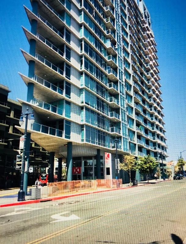 Building Photo - 1080 Park Blvd