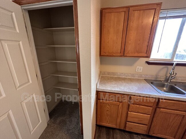 Building Photo - 3453 W 65th Ave