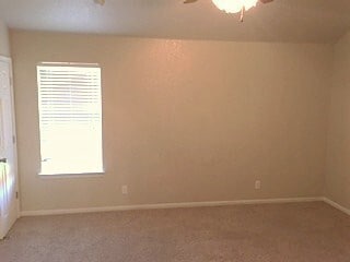 Building Photo - 3 Bedroom | 2 Bath Duplex – Modern Comfort...