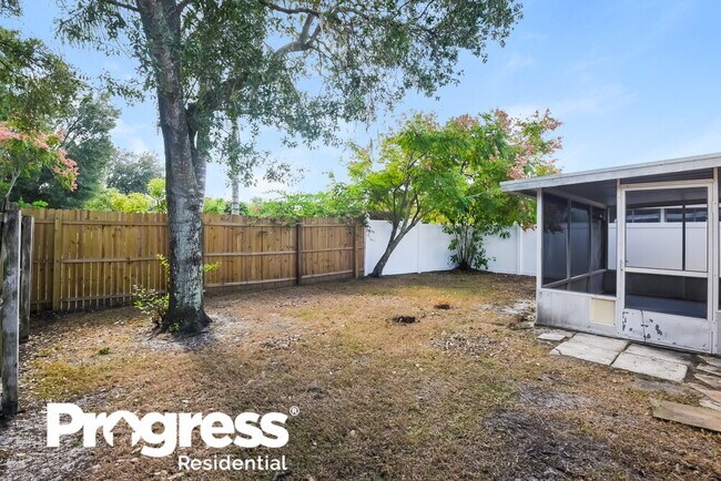 Building Photo - 12702 Parkbury Dr