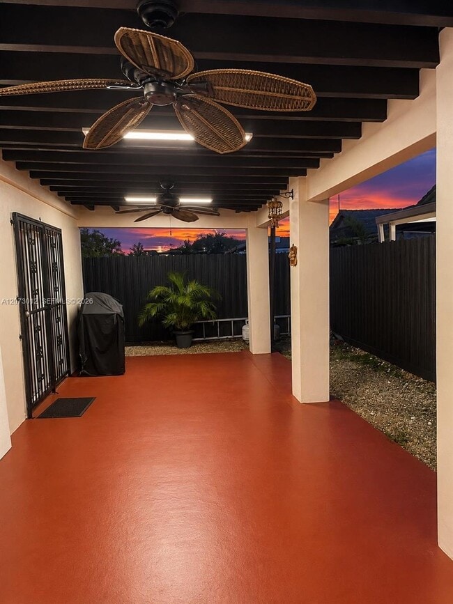Building Photo - 9999 NW 126th Terrace