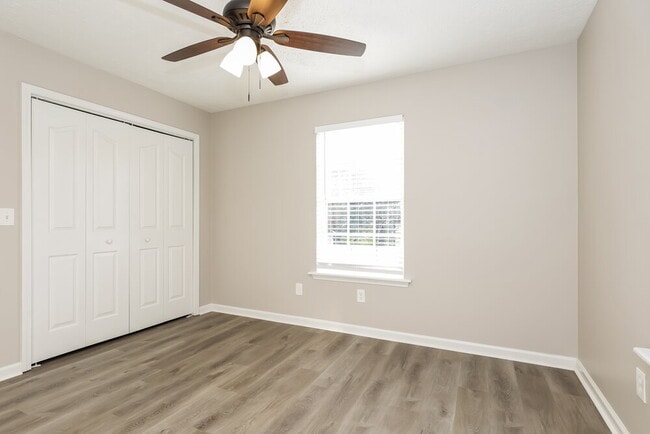 Building Photo - 3341 Mullins Ct