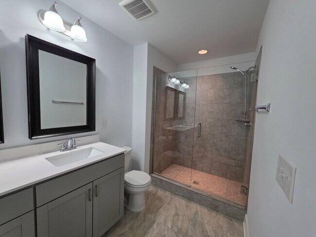 Building Photo - 3-Bedroom Townhome with Bonus Room & Resort-Style Amenities -No Pets