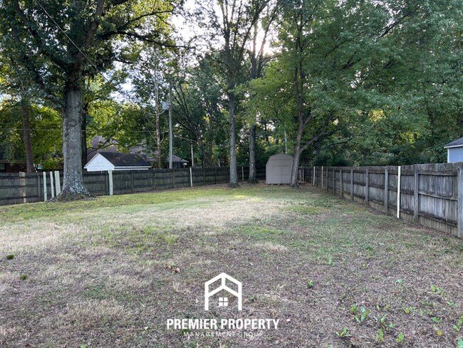 Building Photo - 4049 Powder Mill Cove