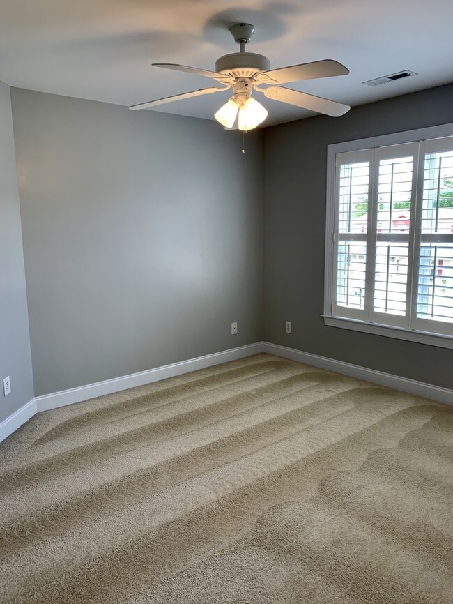 Building Photo - 205 Everland Parkway