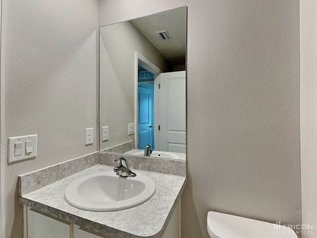 Building Photo - 3401 Autumn Amber Dr