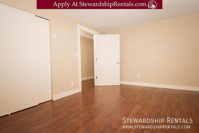 Building Photo - 5017 SE 45th Ave