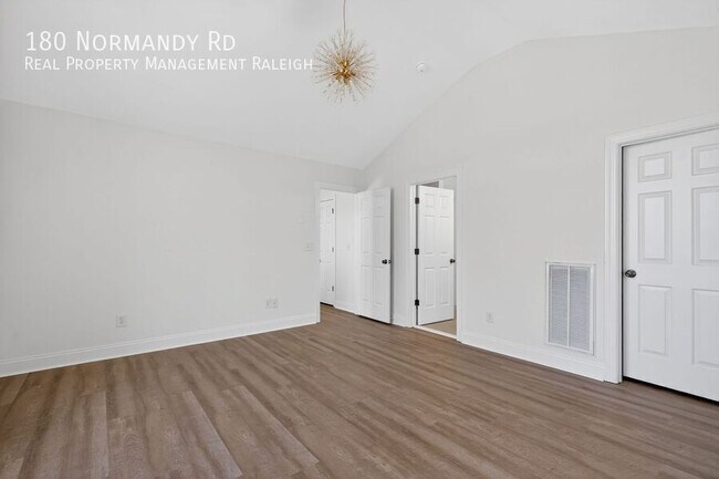 Building Photo - 180 Normandy Rd