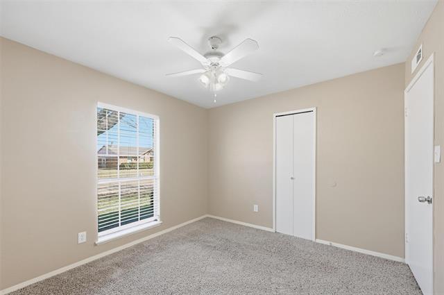 Building Photo - 512 White Oak St