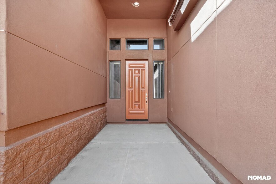 Building Photo - 16315 E Links Dr