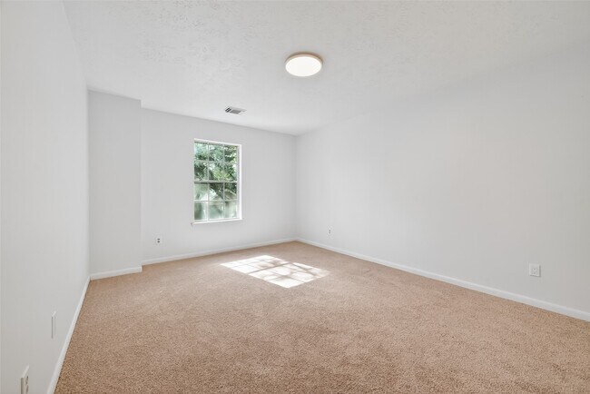 Building Photo - 7115 Renfro Dr